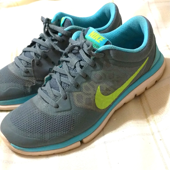 Nike Shoes - Ladies Nikes size 8 .5 teal like green and gray